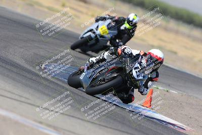 media/Aug-19-2022-TrackDaz (Fri) [[a0110a8595]]/Club Race/10am (Outside Grapevine)/